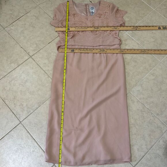 R&M RICHARDS 2N1 Beaded Bodice midi Dress women’s size 12P  Blush Lined - Picture 6 of 10